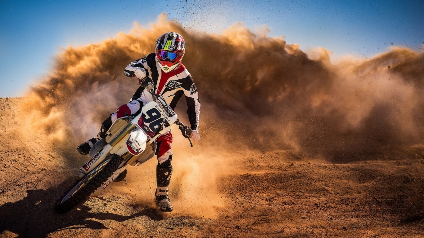 Motocross Racing for 1366 x 768 HDTV resolution