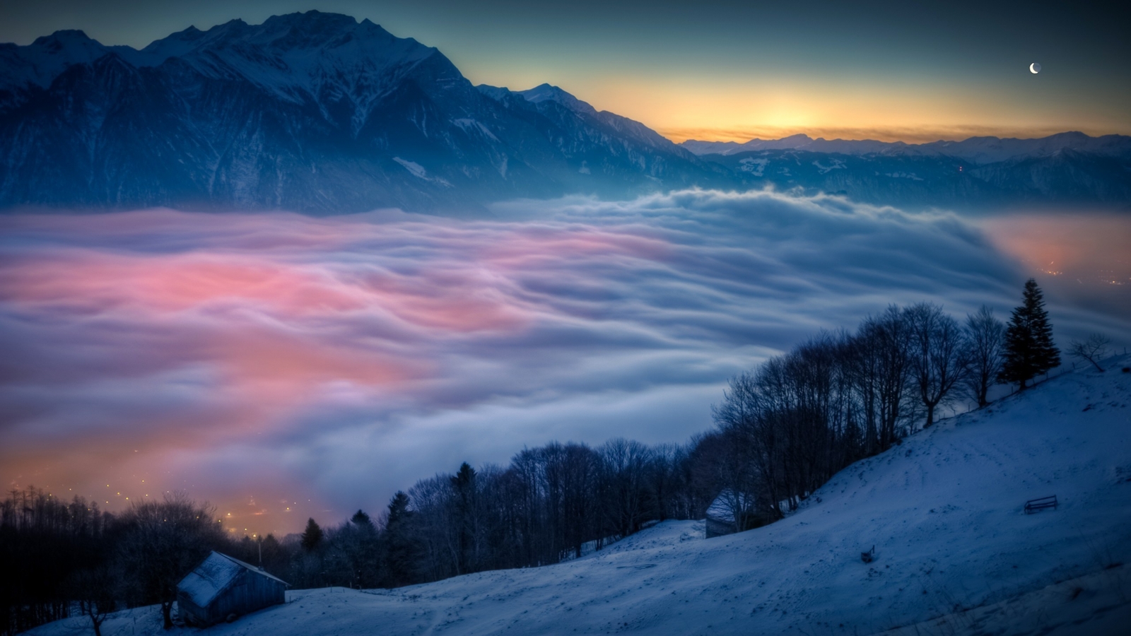 Mountain Fog for 1600 x 900 HDTV resolution