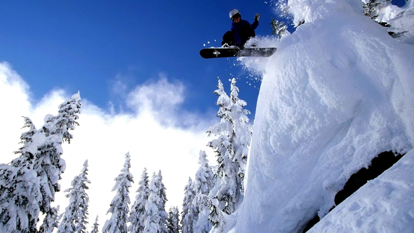 Mountain Snowboarding for 1366 x 768 HDTV resolution