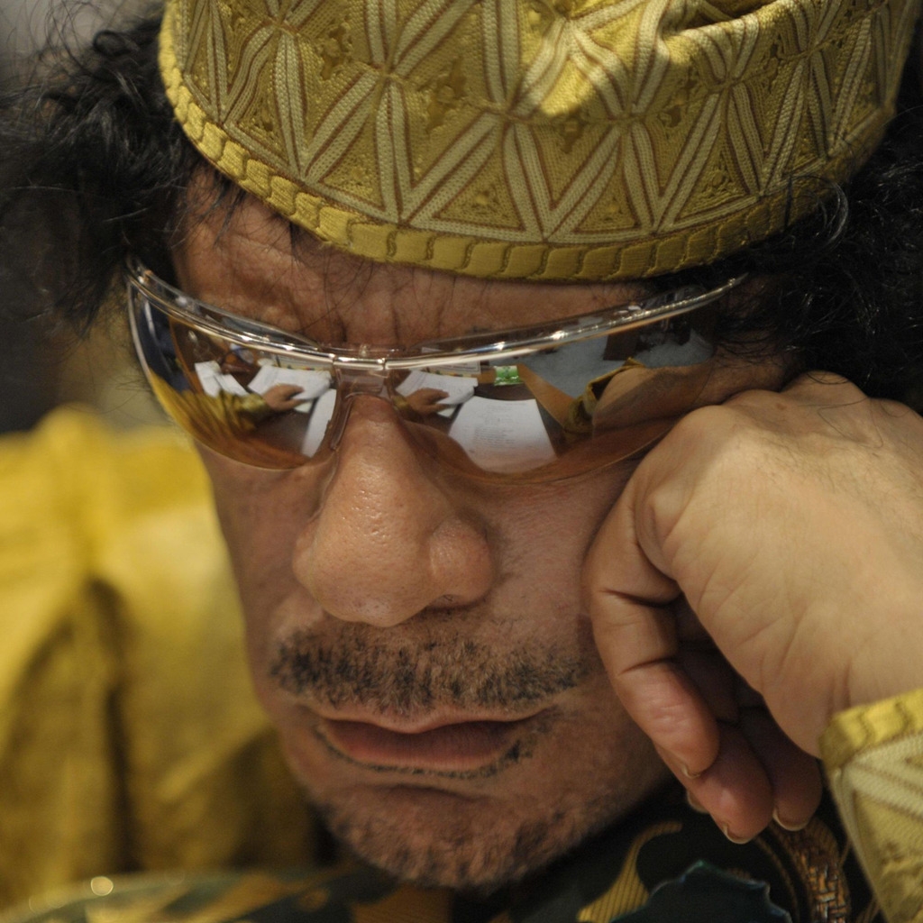 Muammar al Gaddafi for 1024 x 1024 iPad resolution