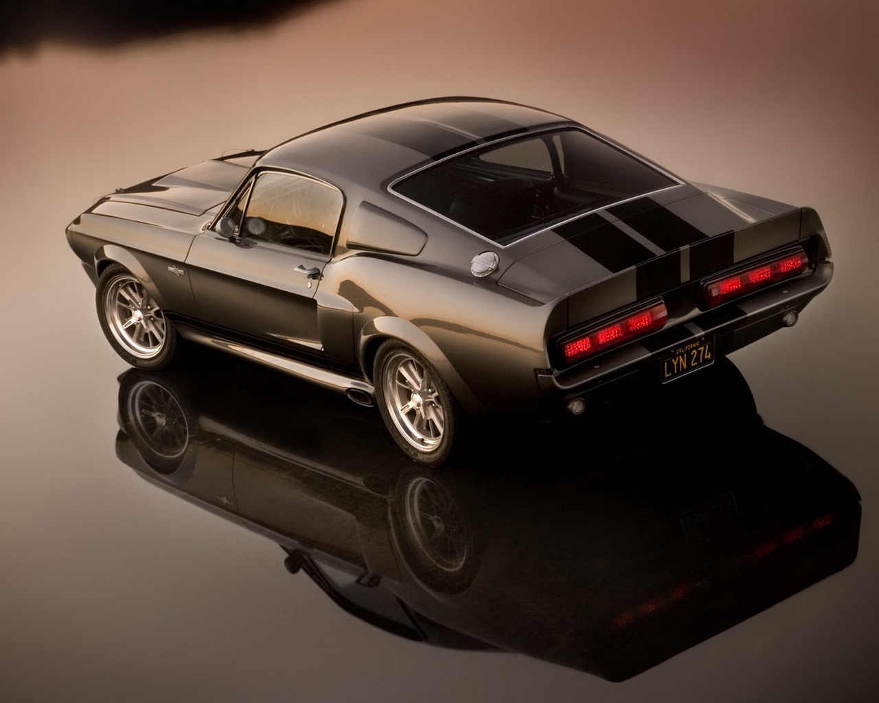 Mustang GT500 for 1280 x 1024 resolution