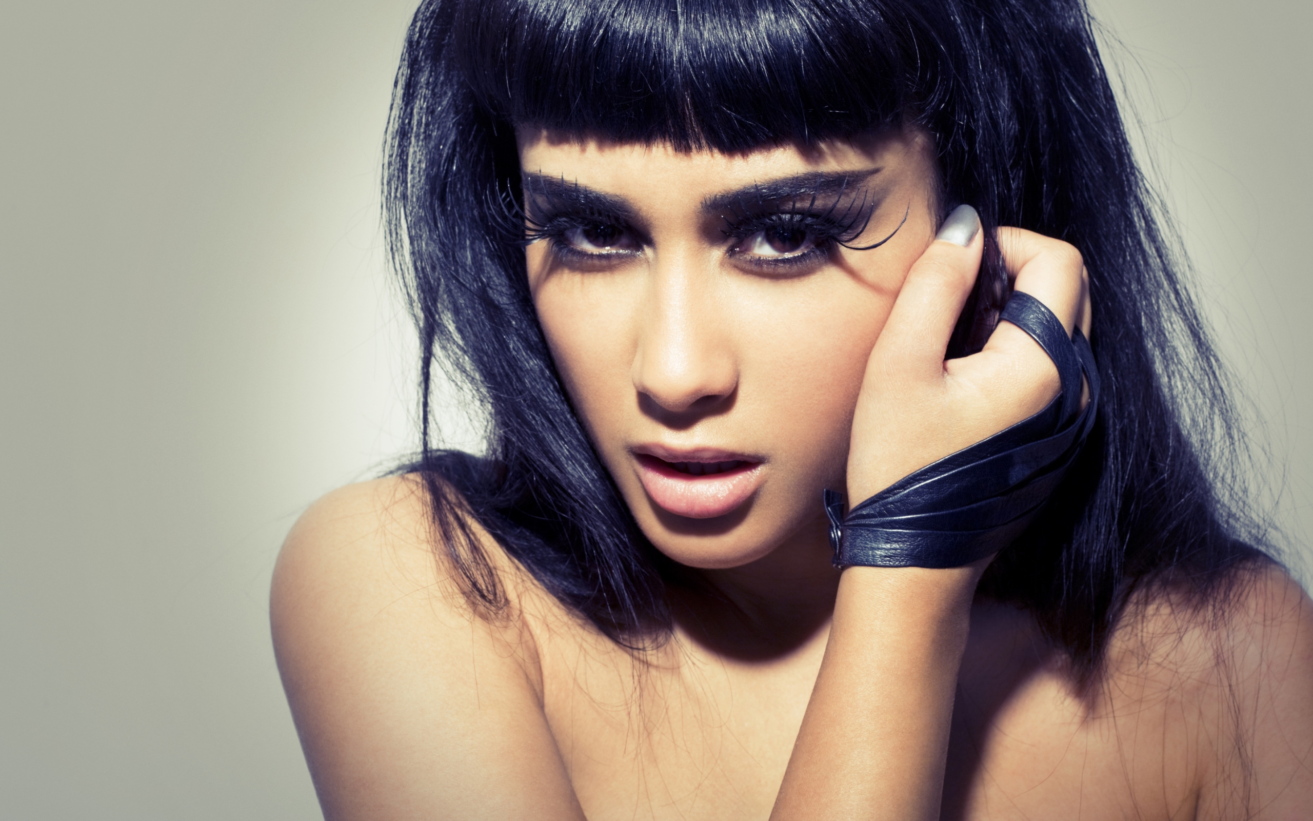 Natalia Kills Makeup for 2560 x 1600 widescreen resolution