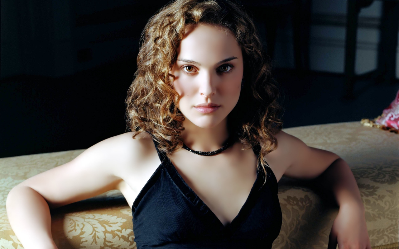 Natalie Portman Beautiful for 1280 x 800 widescreen resolution