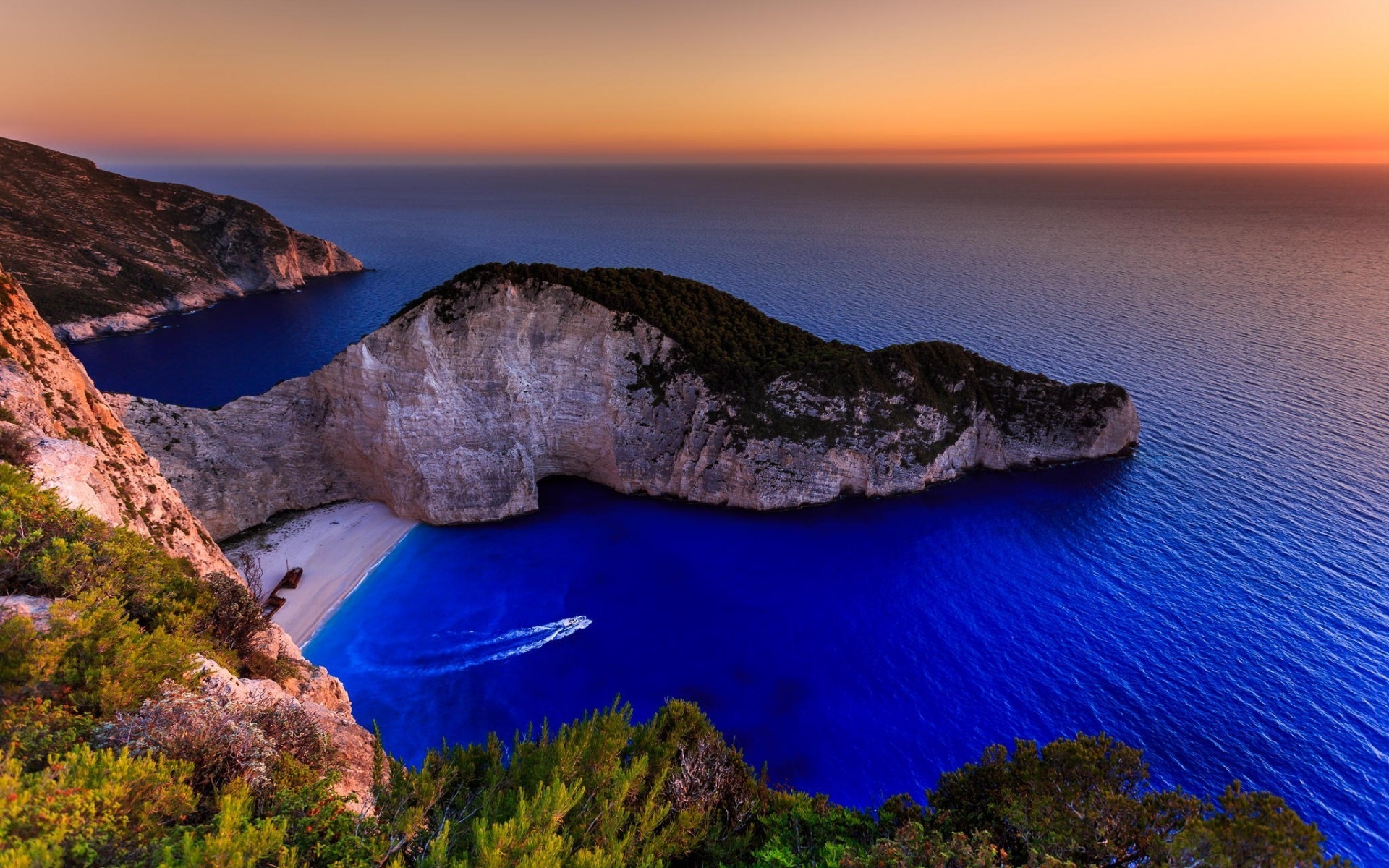 How To Charter A Yacht In Greece