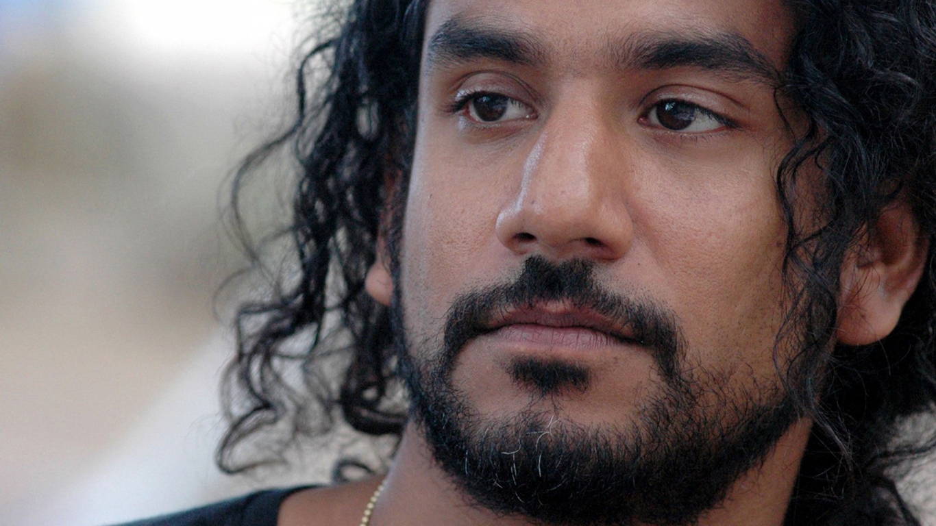 Naveen Andrews Close Up for 1366 x 768 HDTV resolution