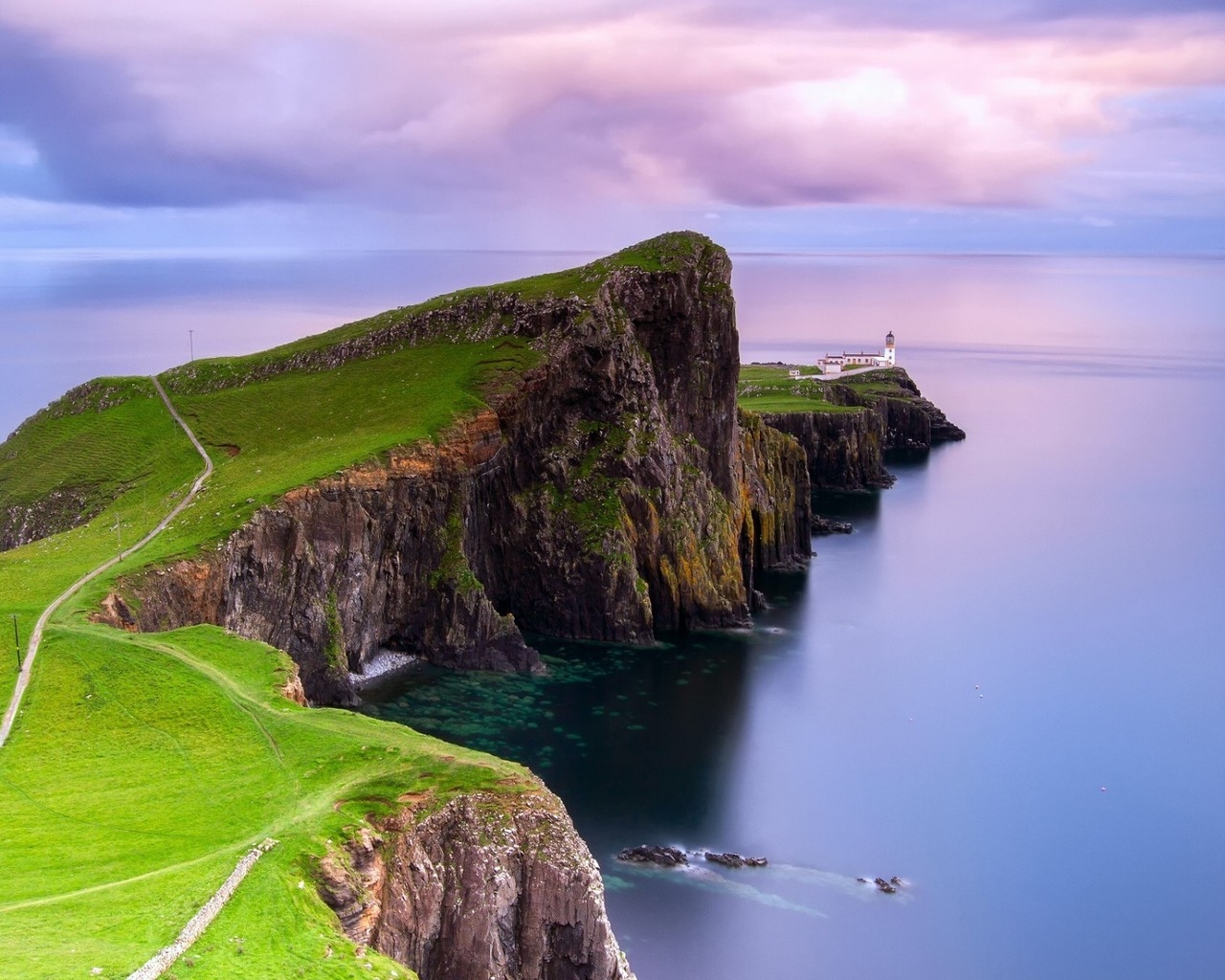 Neist Point Lighthouse for 1280 x 1024 resolution