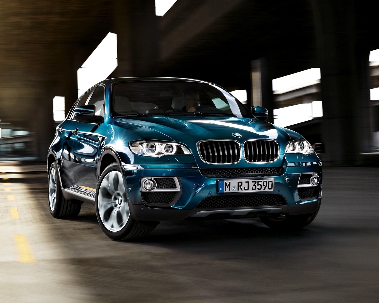 New BMW X6 Series for 1280 x 1024 resolution