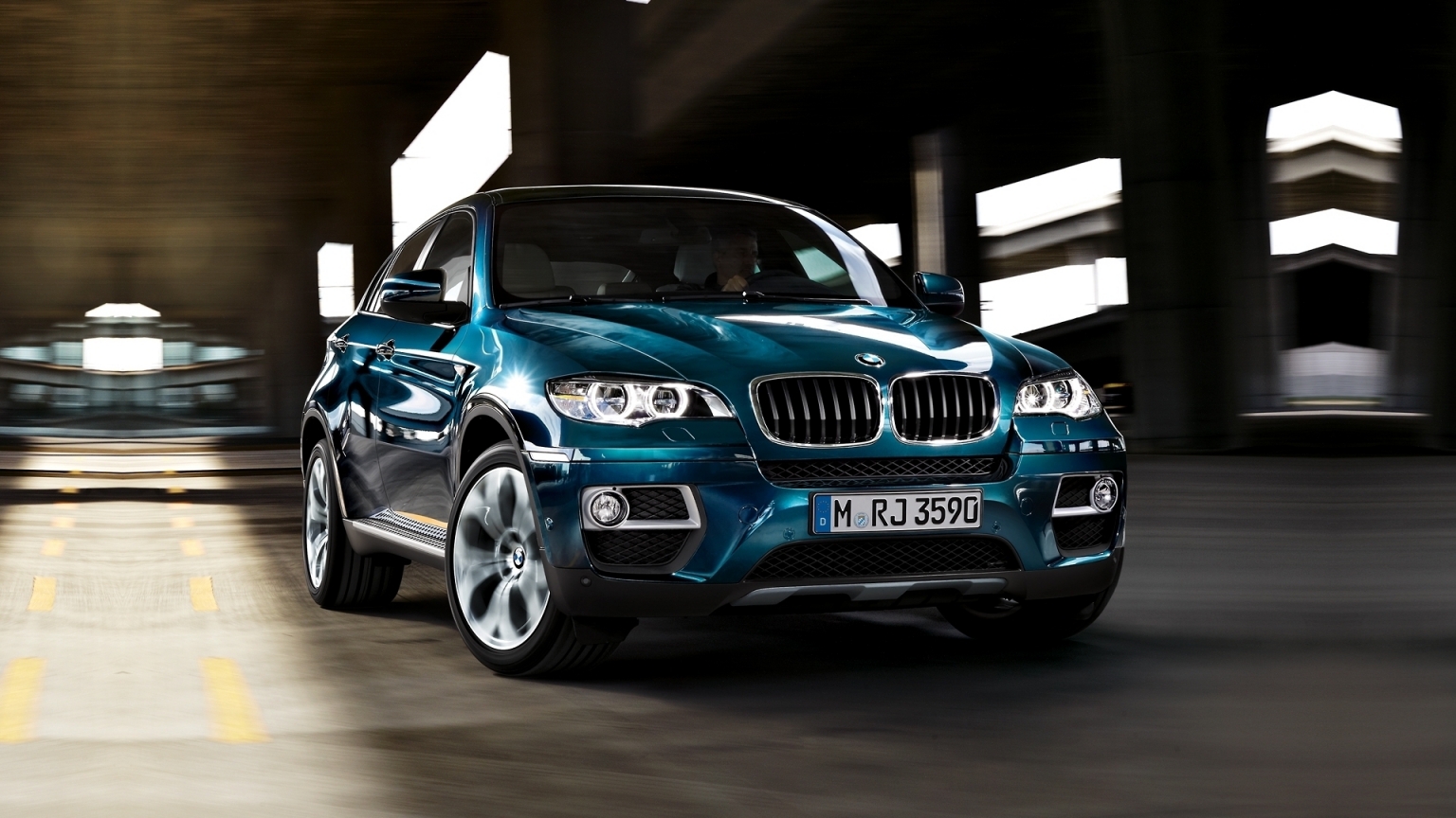 New BMW X6 Series for 1536 x 864 HDTV resolution