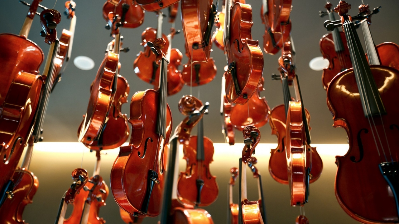 New Violins for 1280 x 720 HDTV 720p resolution