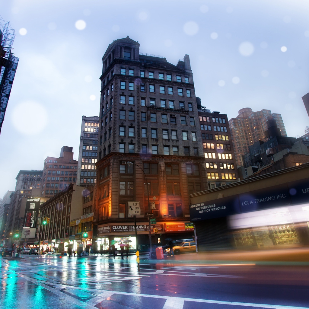New York Broadway Street for 1024 x 1024 iPad resolution