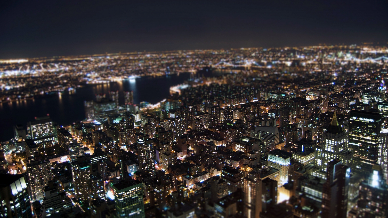 New York Buildings for 1600 x 900 HDTV resolution