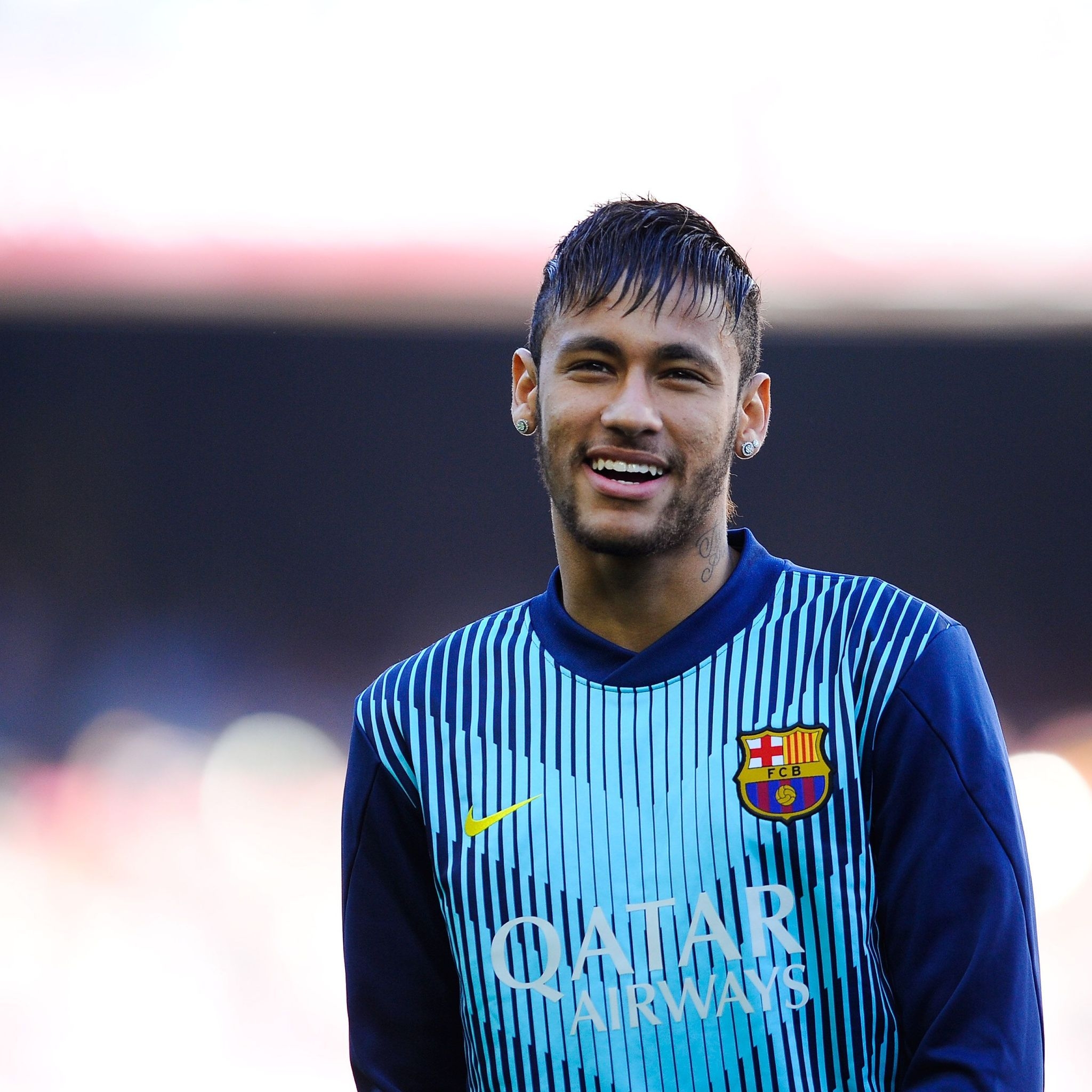 Neymar Training for 2048 x 2048 New iPad resolution