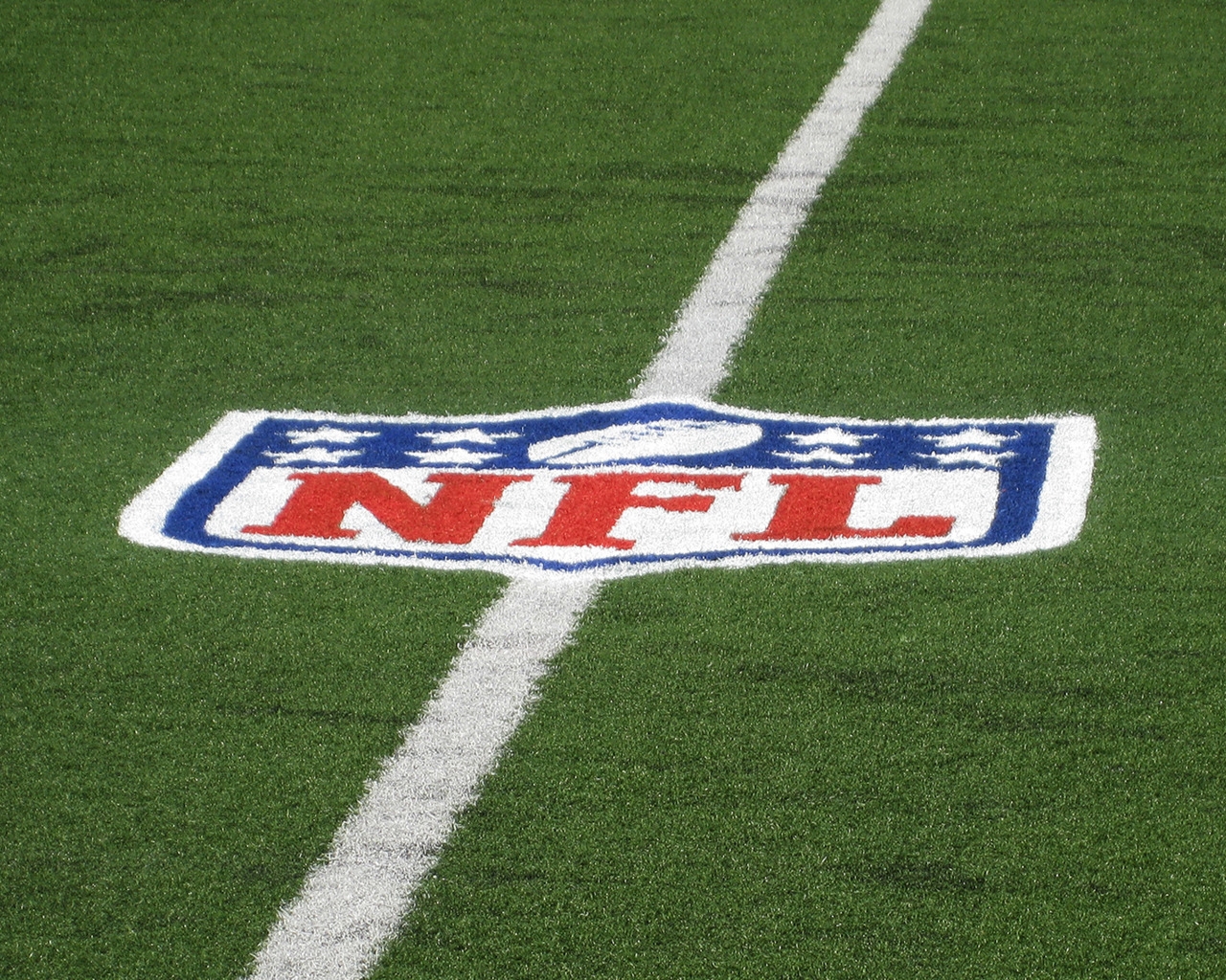 NFL Field for 1280 x 1024 resolution
