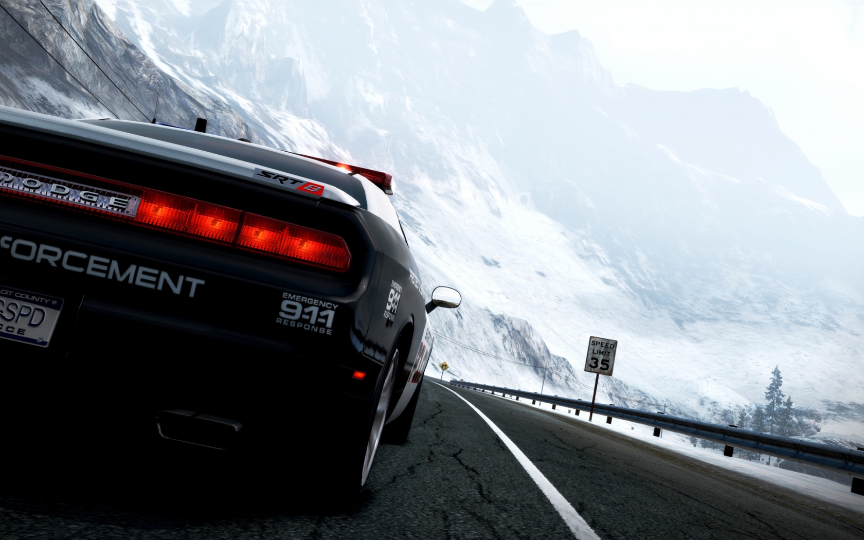 NFS Hot Pursuit Police Car for 1680 x 1050 widescreen resolution