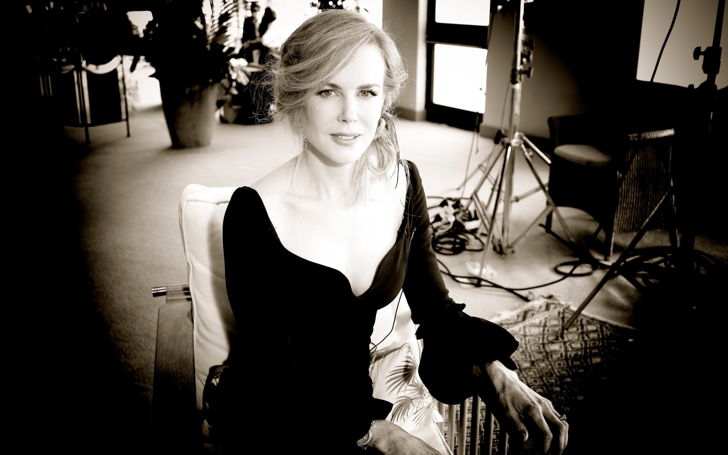 Nicole Kidman Black and White Photo for 1440 x 900 widescreen resolution
