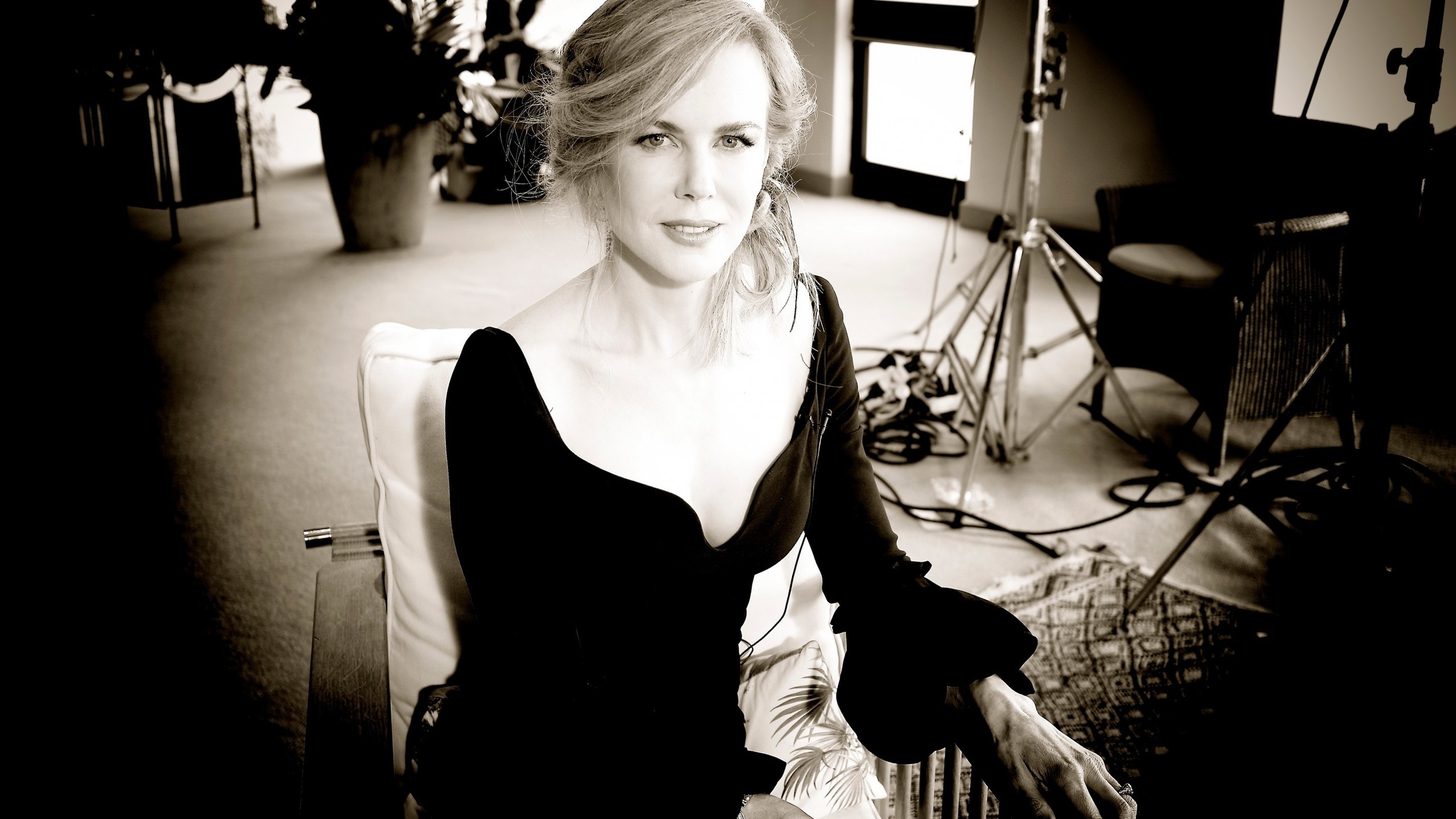 Nicole Kidman Black and White Photo for 2560x1440 HDTV resolution