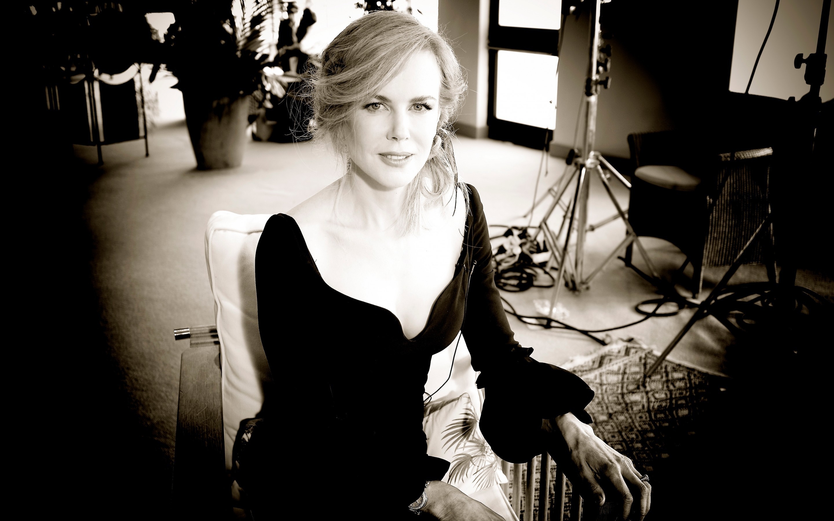 Nicole Kidman Black and White Photo for 2880 x 1800 Retina Display resolution