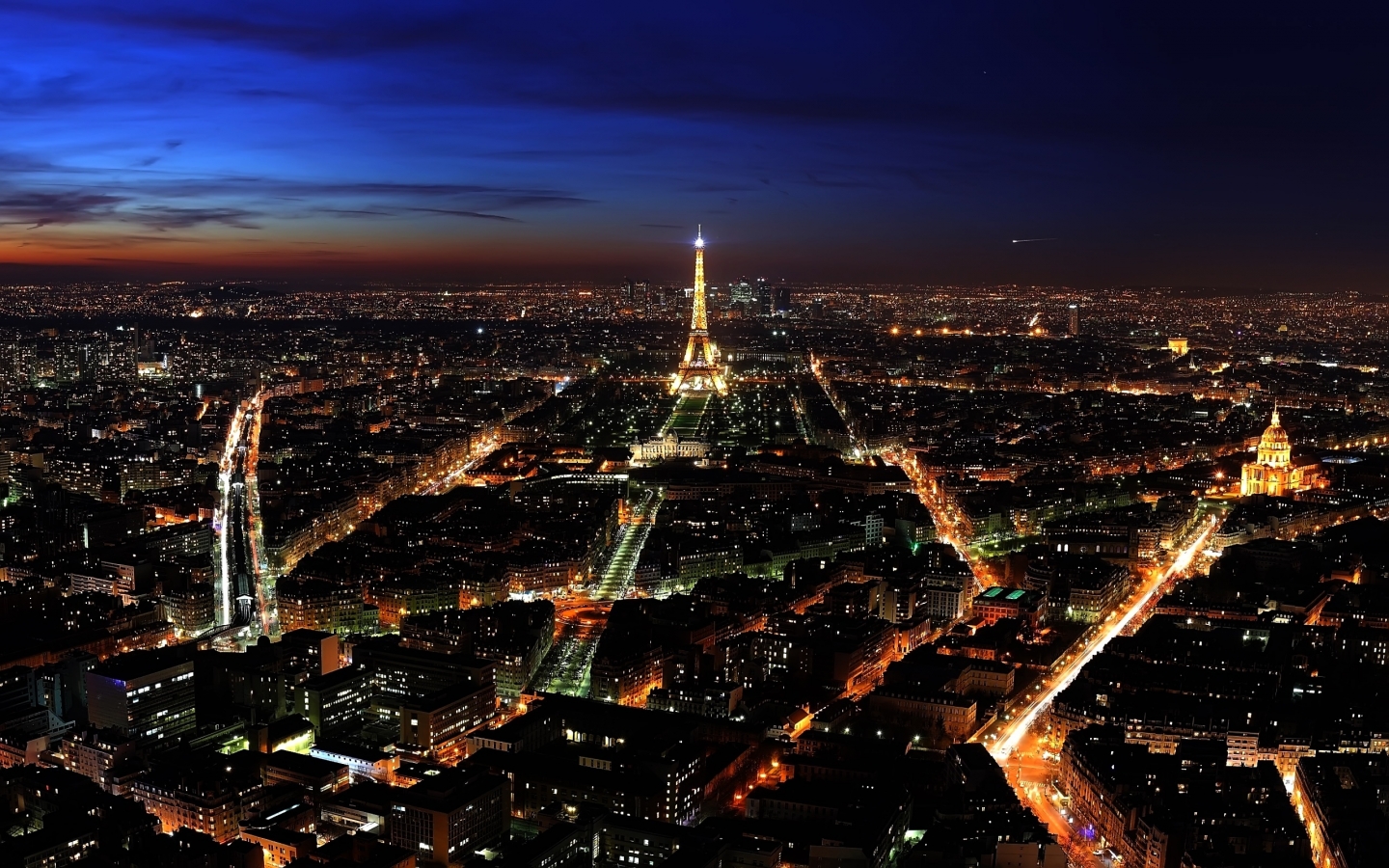 Nigh in Paris for 1440 x 900 widescreen resolution
