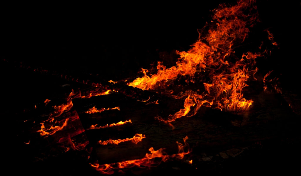 Night and Fire for 1024 x 600 widescreen resolution