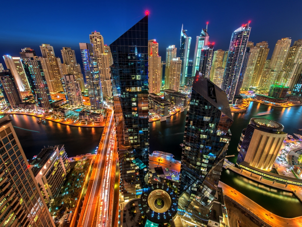 Night in Dubai for 1024 x 768 resolution