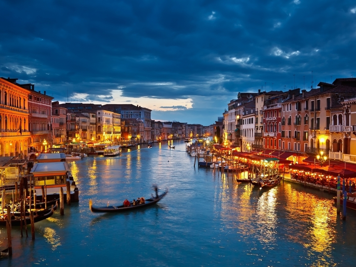 Night in Venice for 1152 x 864 resolution
