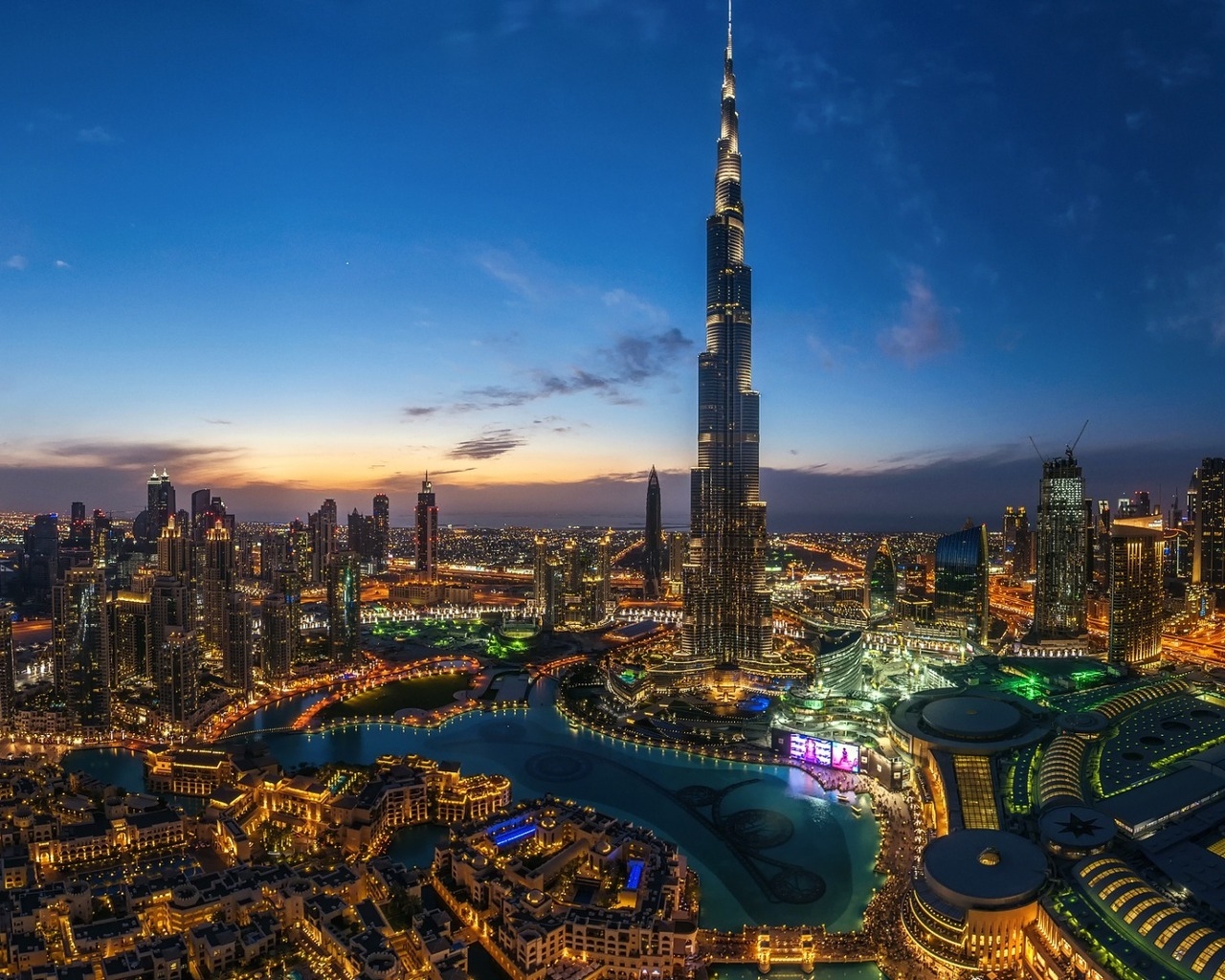 Night Lights in Dubai for 1280 x 1024 resolution