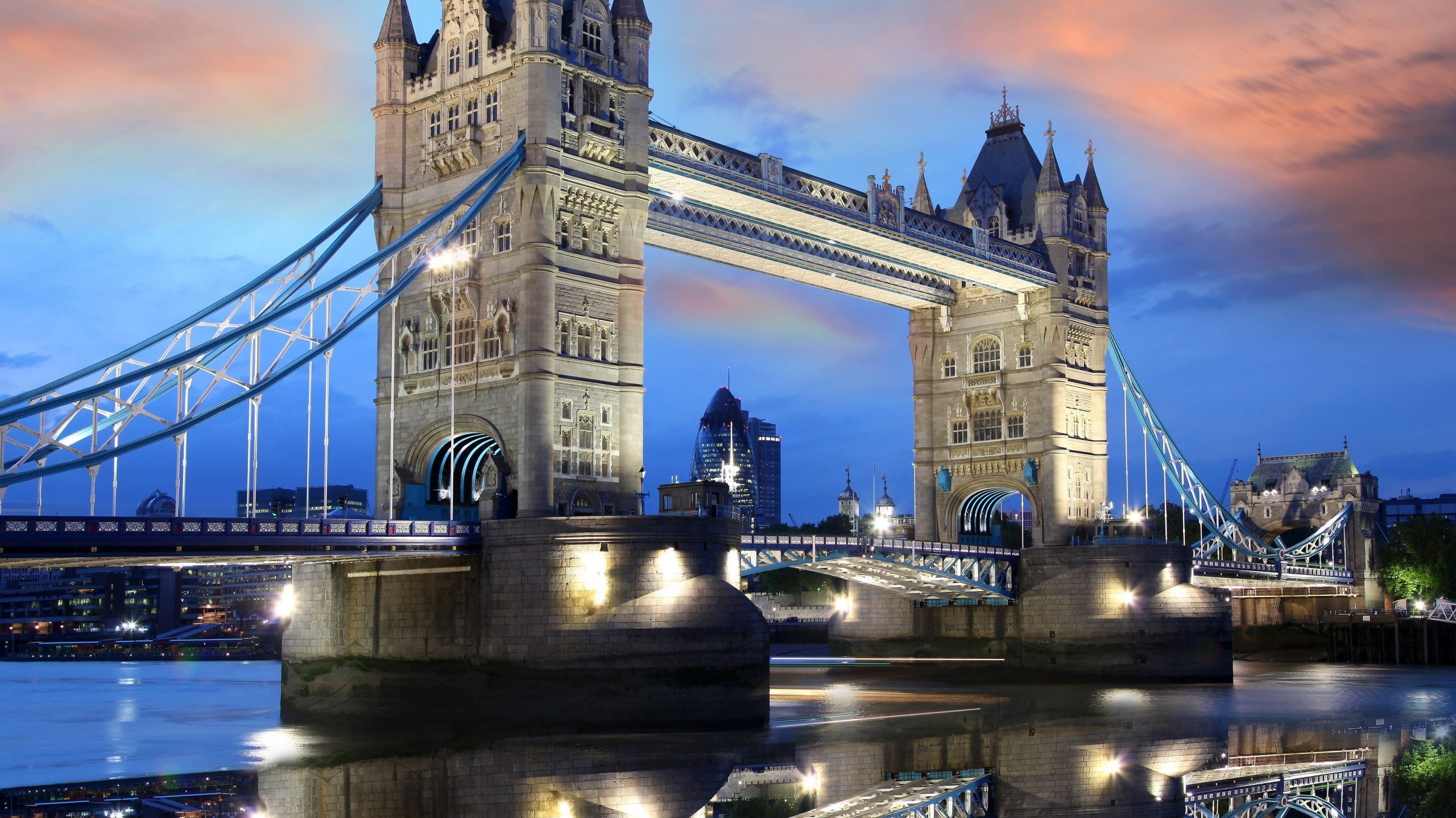 Night Over Tower Bridge for 2560x1440 HDTV resolution