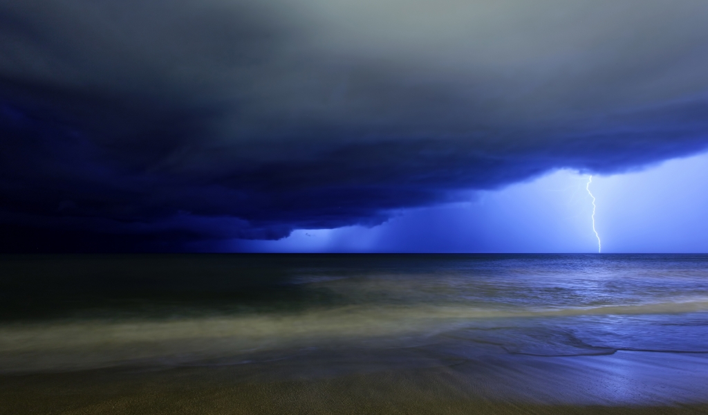 Night Storm for 1024 x 600 widescreen resolution