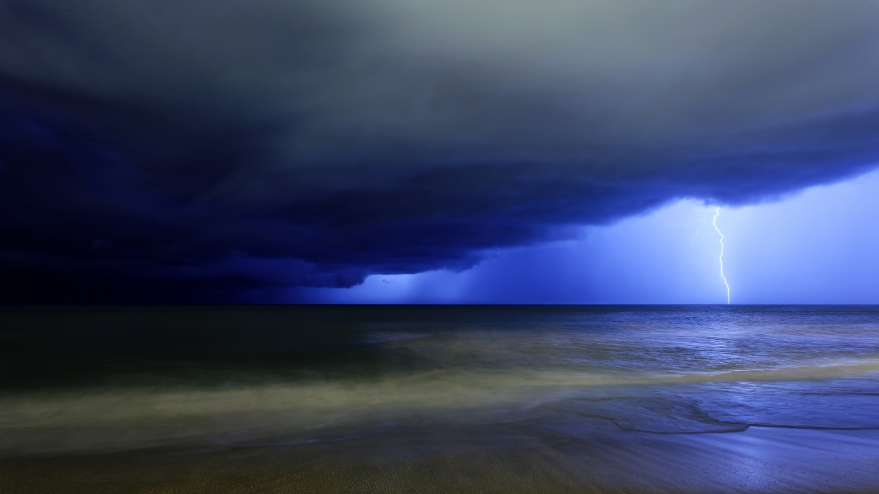 Night Storm for 1280 x 720 HDTV 720p resolution