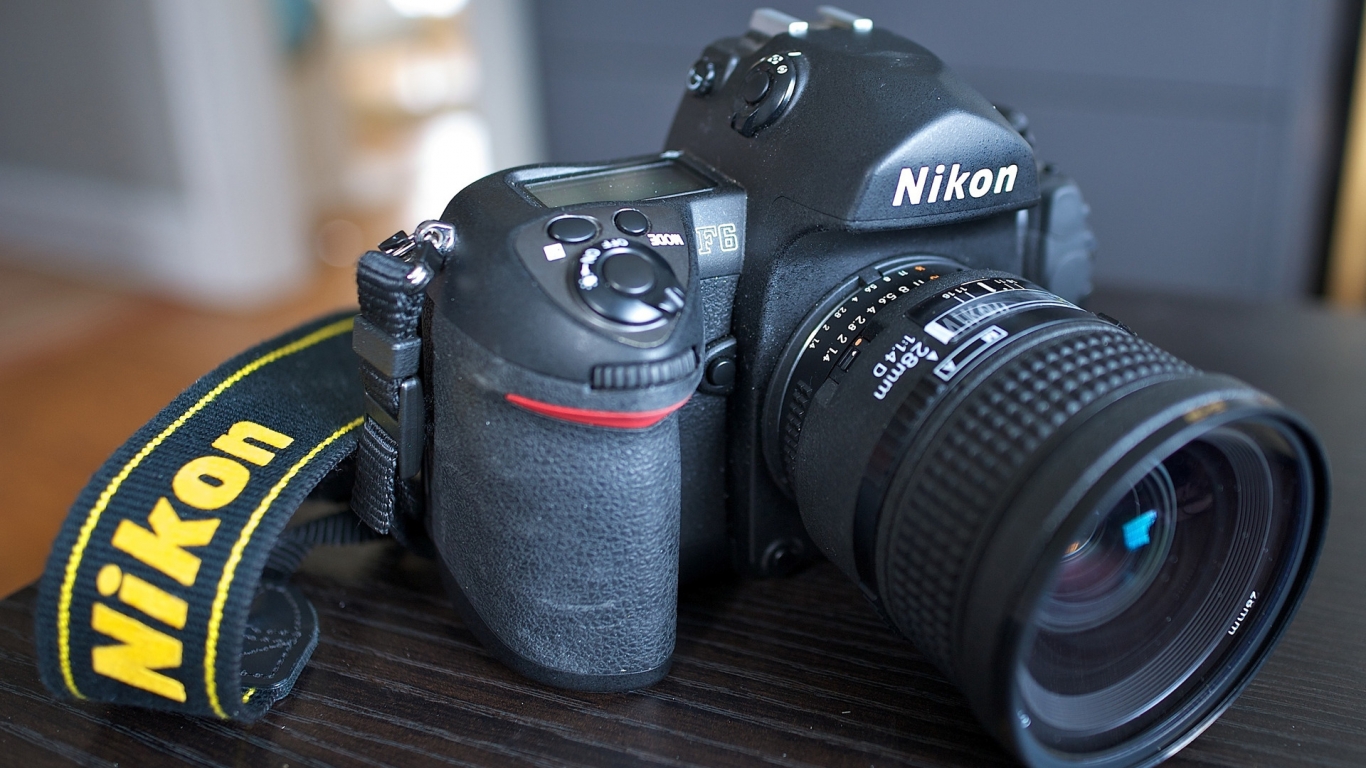 Nikon F6 for 1366 x 768 HDTV resolution