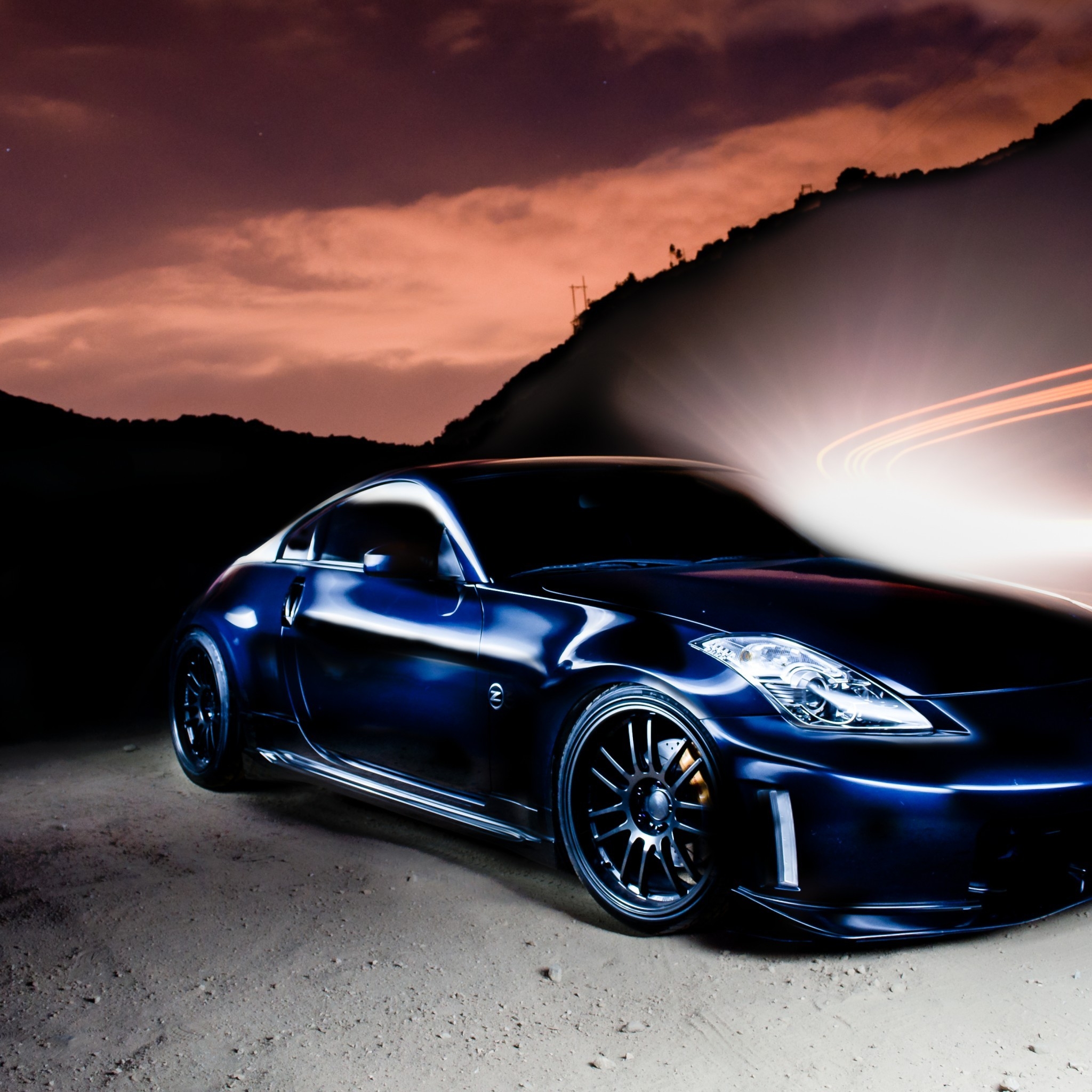 Nissan 350 Z Tuning for 2048 x 2048 New iPad resolution