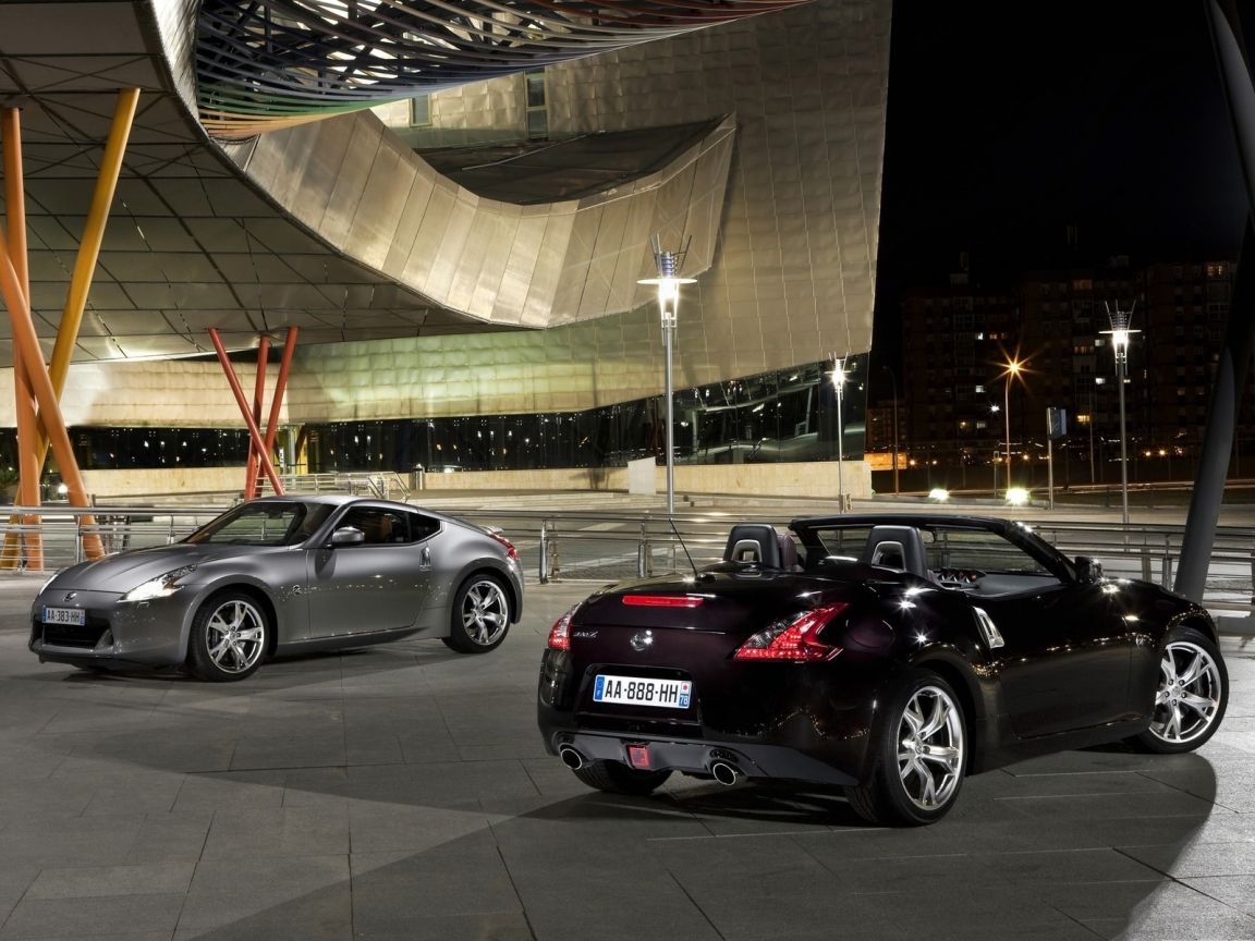 Nissan 370 Z Coupe And Cabrio for 1152 x 864 resolution