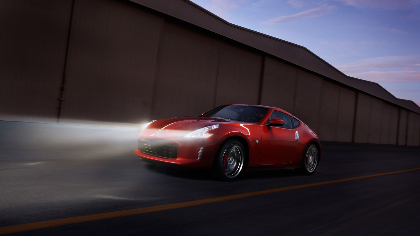 Nissan 370Z Magma Red 2013 for 1600 x 900 HDTV resolution