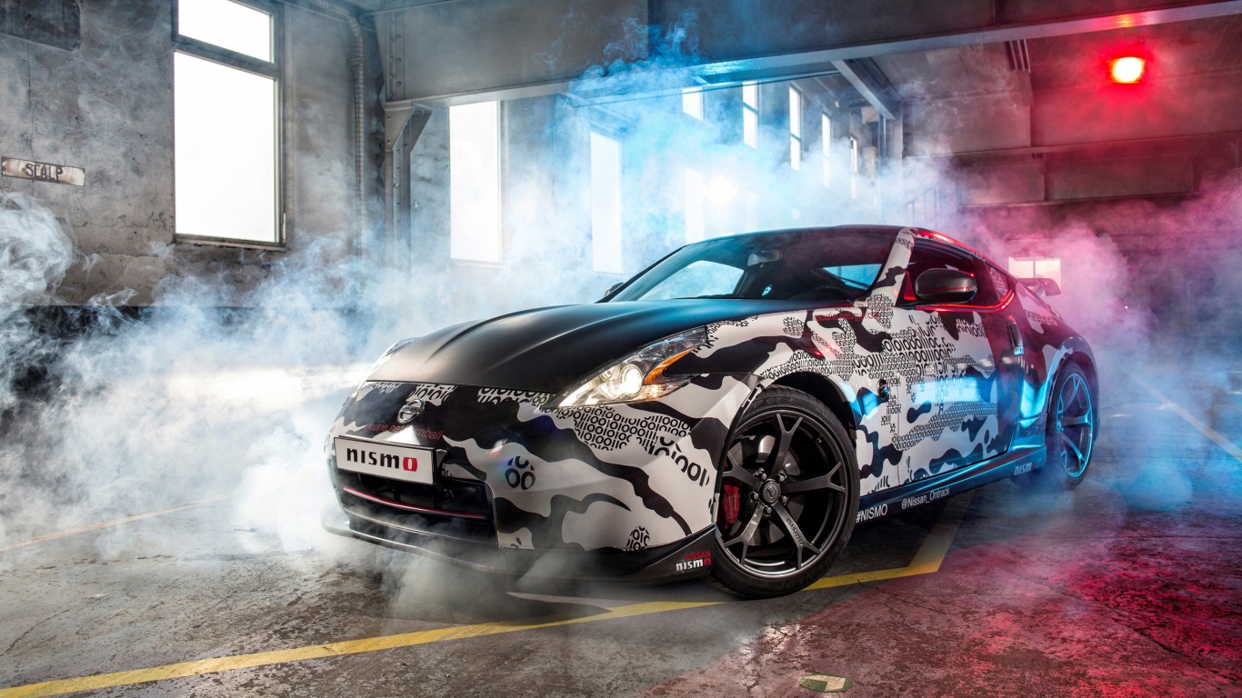 Nissan 370Z NISMO Gumball for 1366 x 768 HDTV resolution