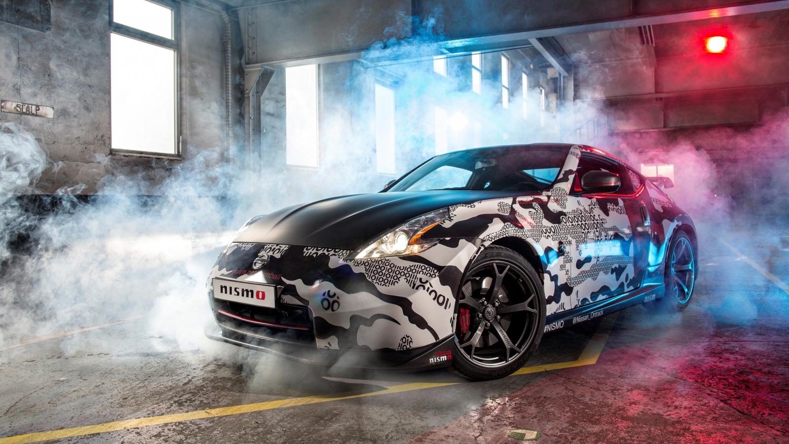 Nissan 370Z NISMO Gumball for 1600 x 900 HDTV resolution