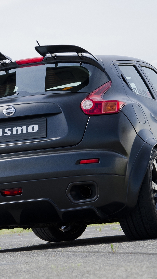 Nissan Juke R Nismo Back View for 640 x 1136 iPhone 5 resolution