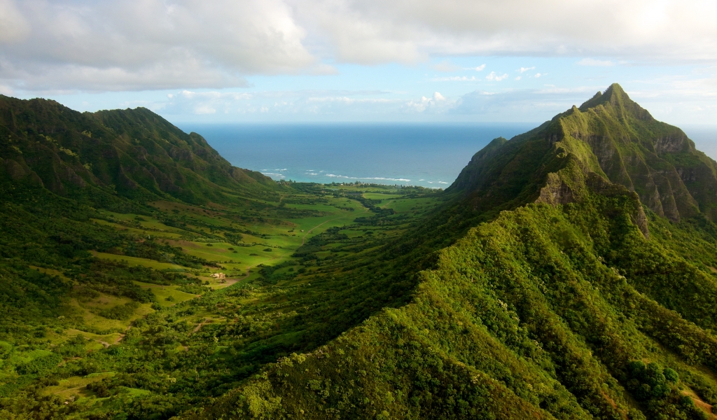 Oahu Valley for 1024 x 600 widescreen resolution