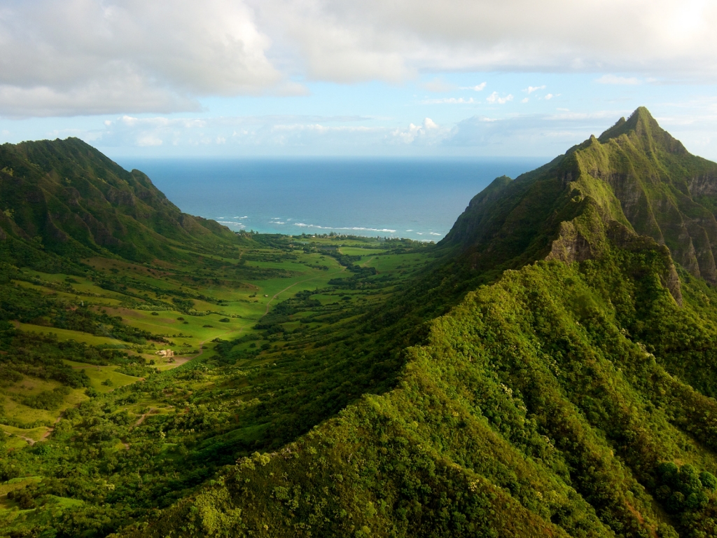 Oahu Valley for 1024 x 768 resolution