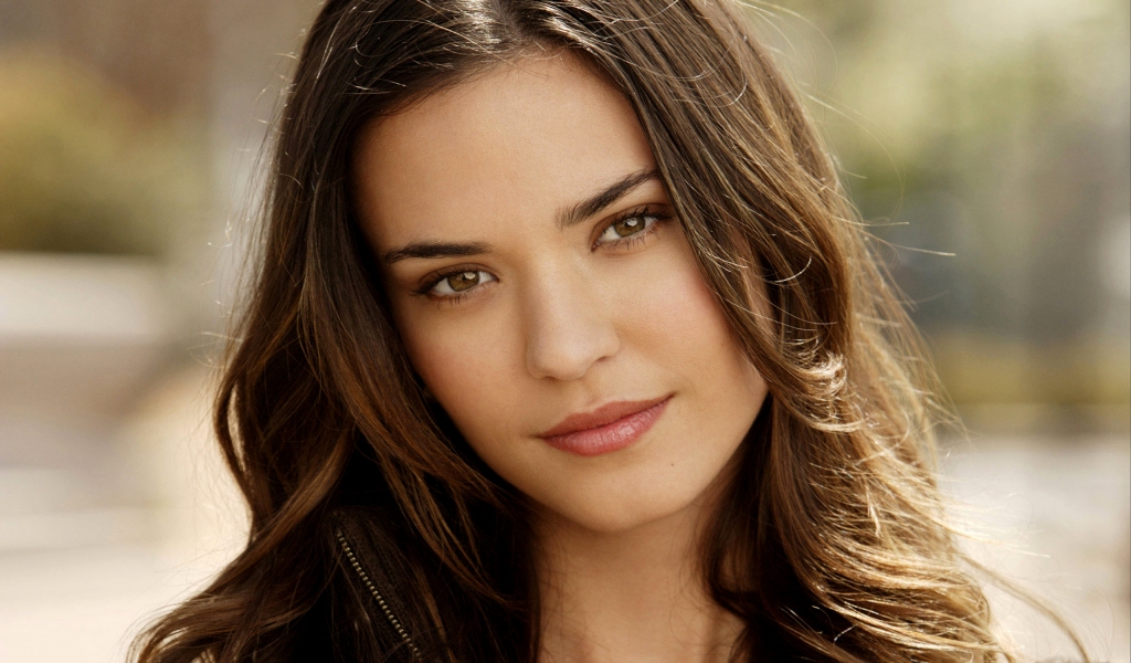 Odette Annable for 1024 x 600 widescreen resolution