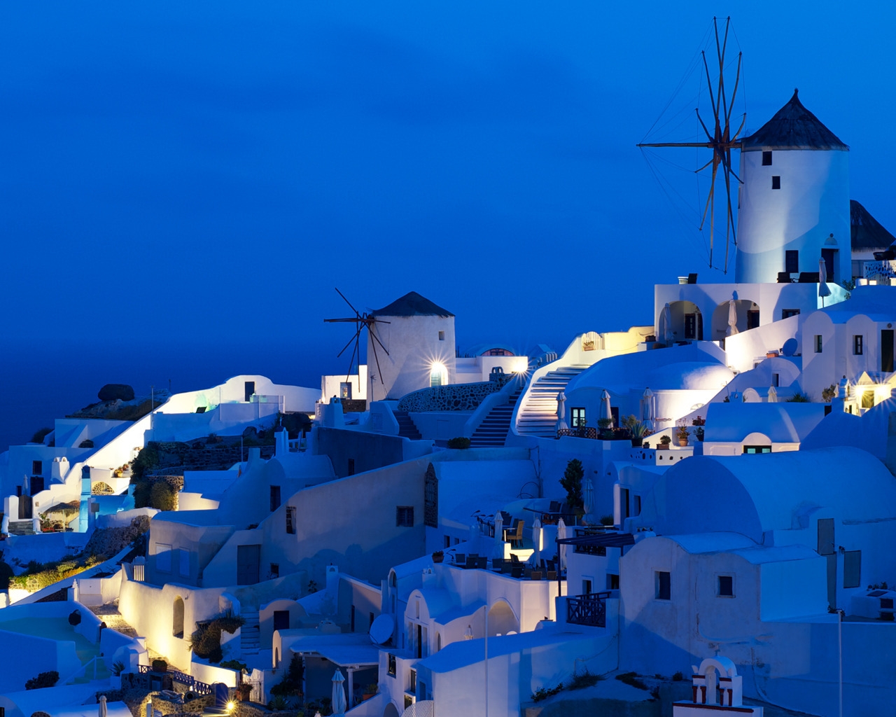 Oia Windmills for 1280 x 1024 resolution