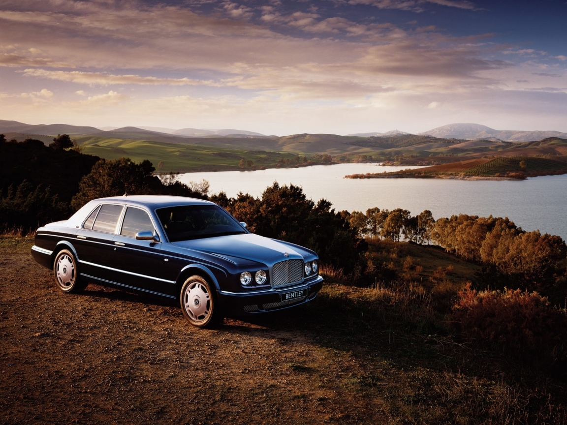 Old Amazing Bentley for 1152 x 864 resolution