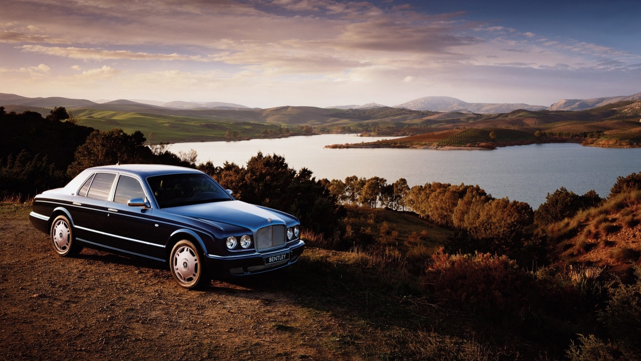 Old Amazing Bentley for 1280 x 720 HDTV 720p resolution