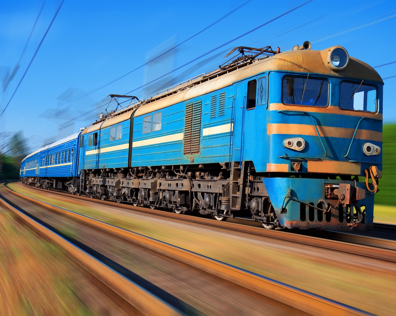 Old Blue Train for 1280 x 1024 resolution