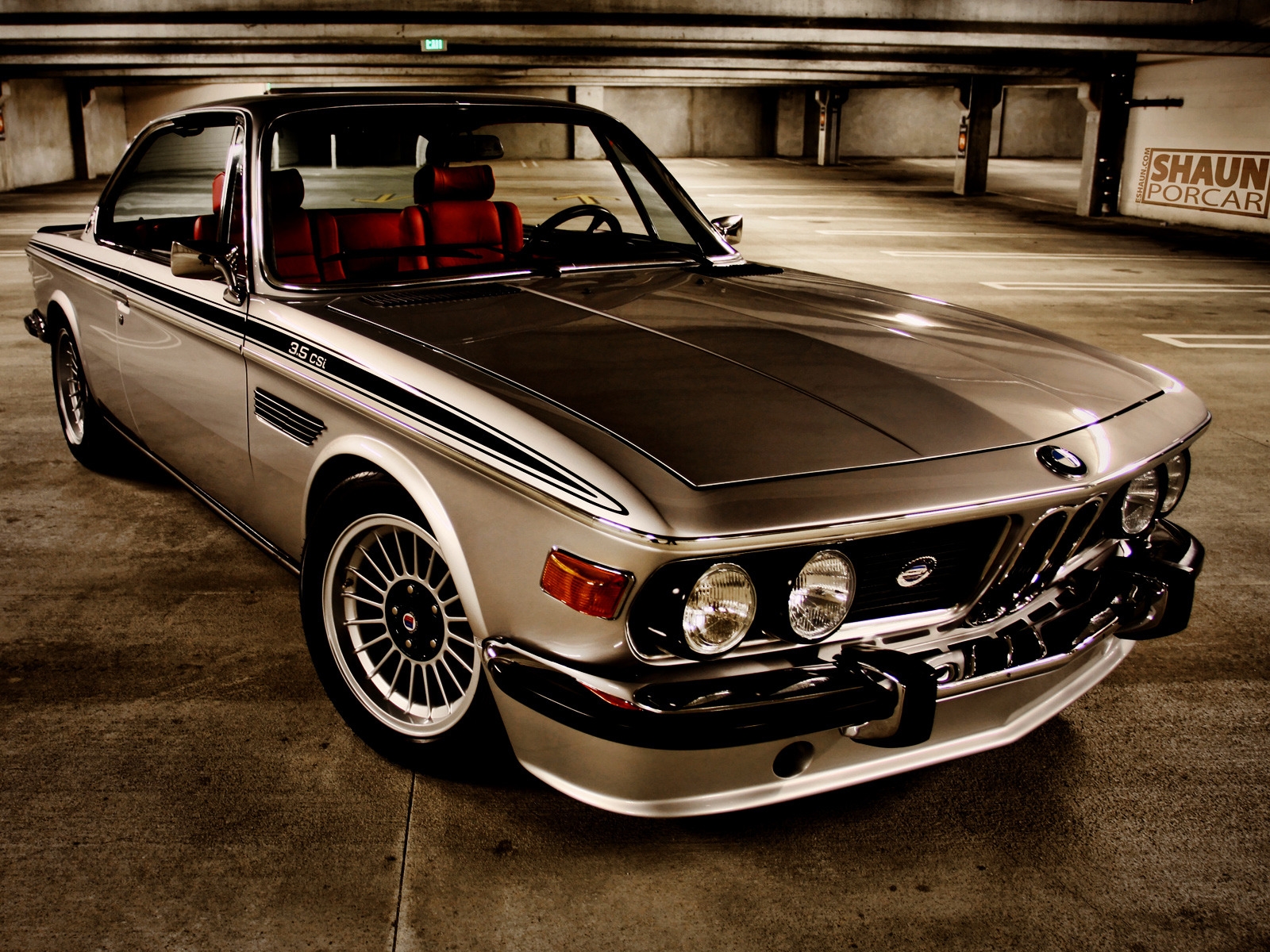 Old BMW 3 Series Coupe for 1600 x 1200 resolution