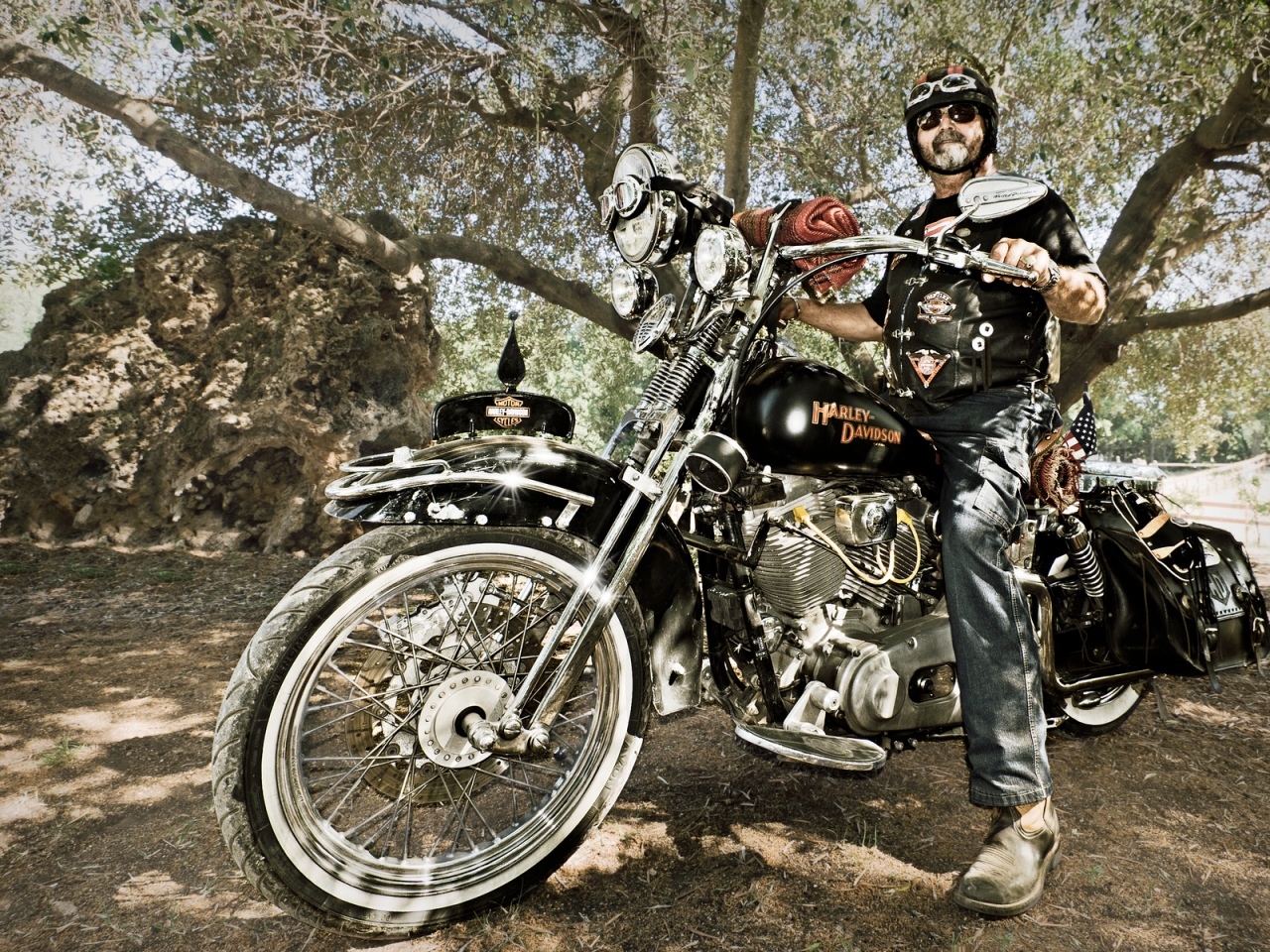Old Harley Davidson for 1280 x 960 resolution