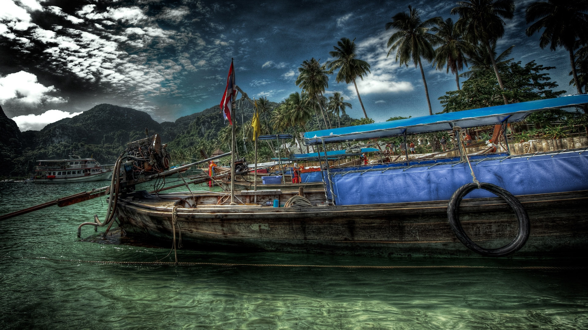 Old HDR Boat for 1920 x 1080 HDTV 1080p resolution