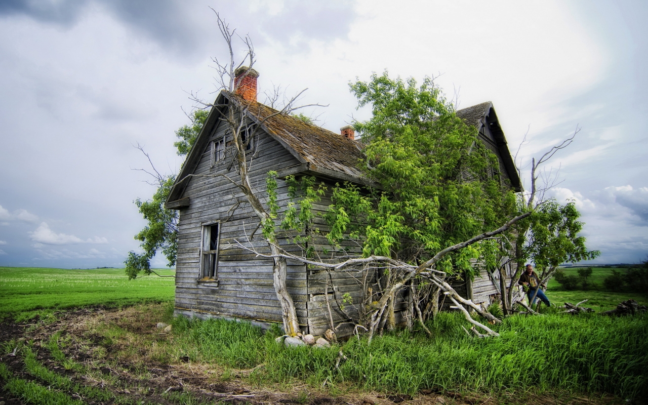 Old Timber House for 1280 x 800 widescreen resolution