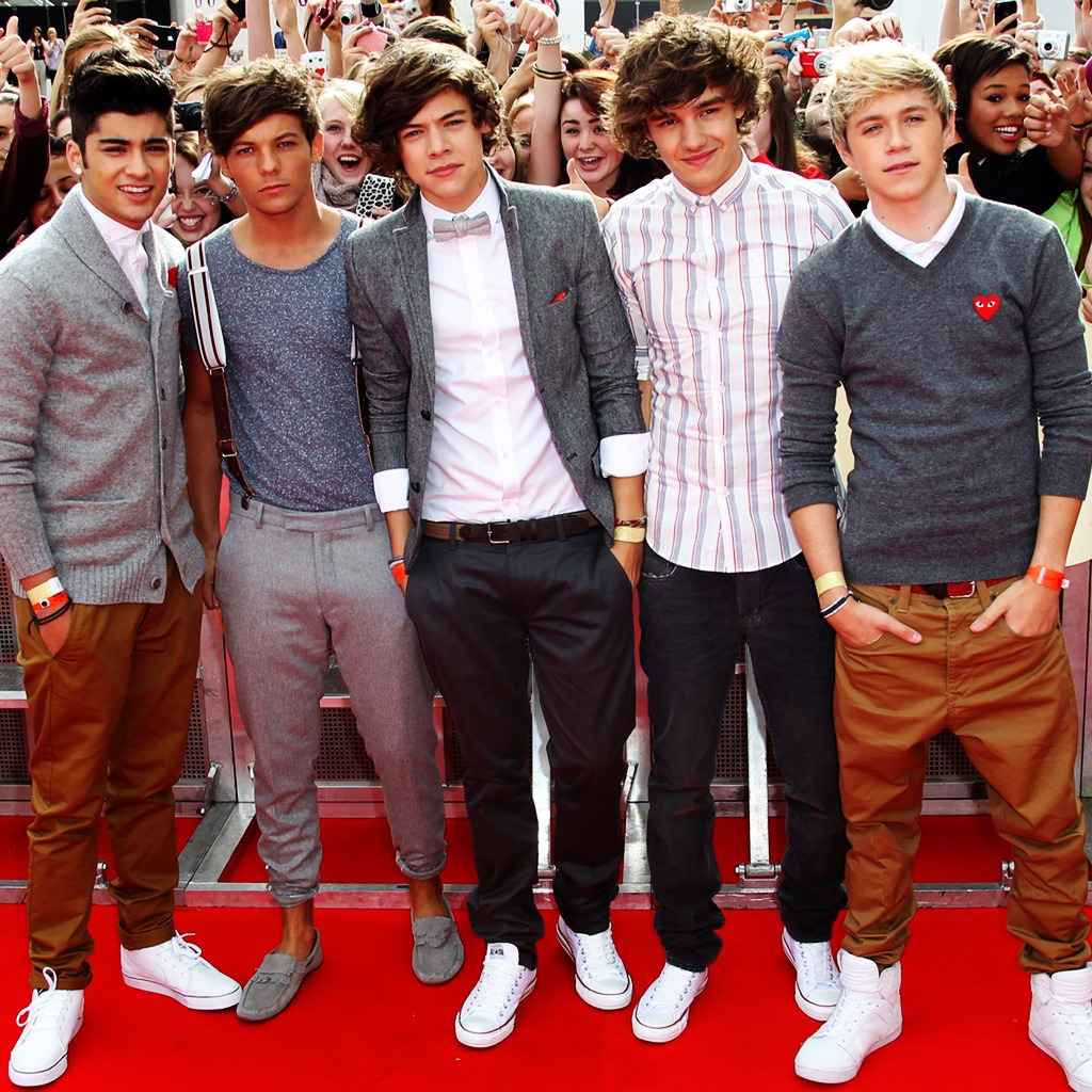 One Direction Red Carpet for 1024 x 1024 iPad resolution