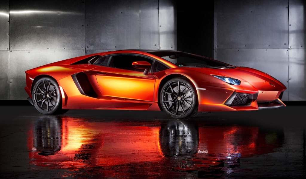 Orange Lamborghini Aventador for 1024 x 600 widescreen resolution