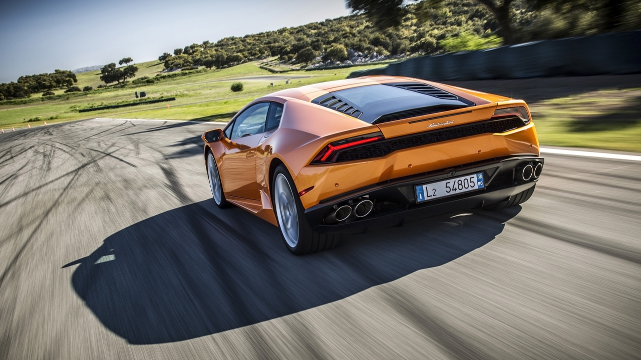 Orange Lamborghini Huracan for 1280 x 720 HDTV 720p resolution
